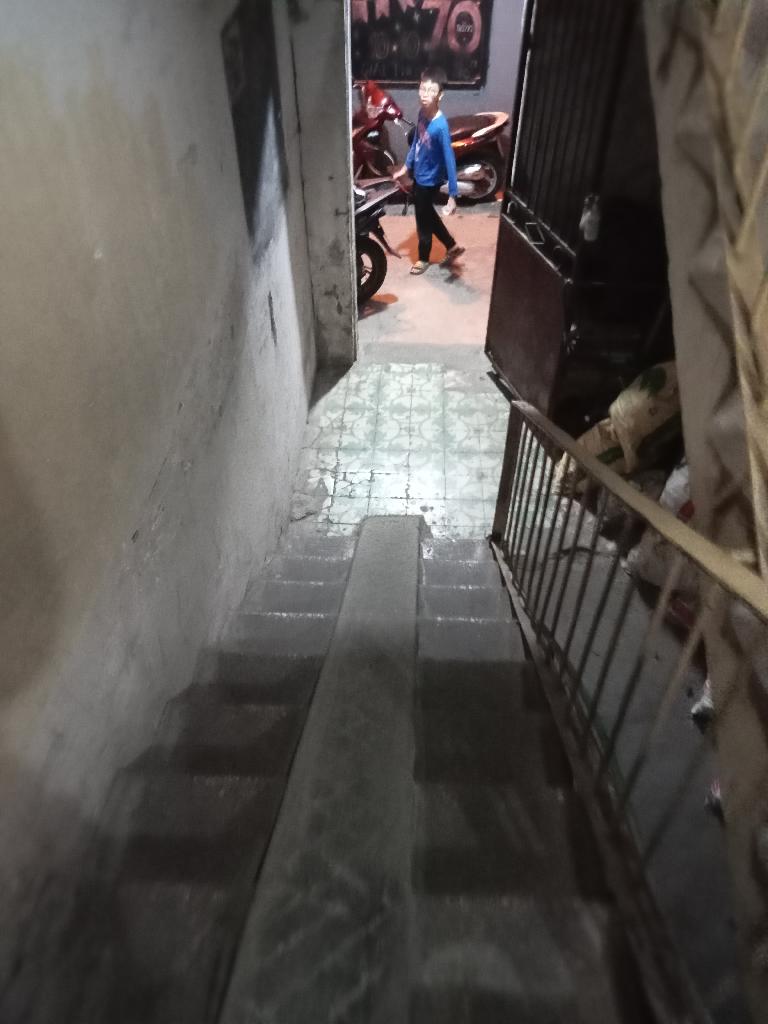 Bán nhà Giải Phóng - diện tích 90m2 1 tầng - Căn tập thể đẹp như CC cao cấp - giá 4,8 tỷ