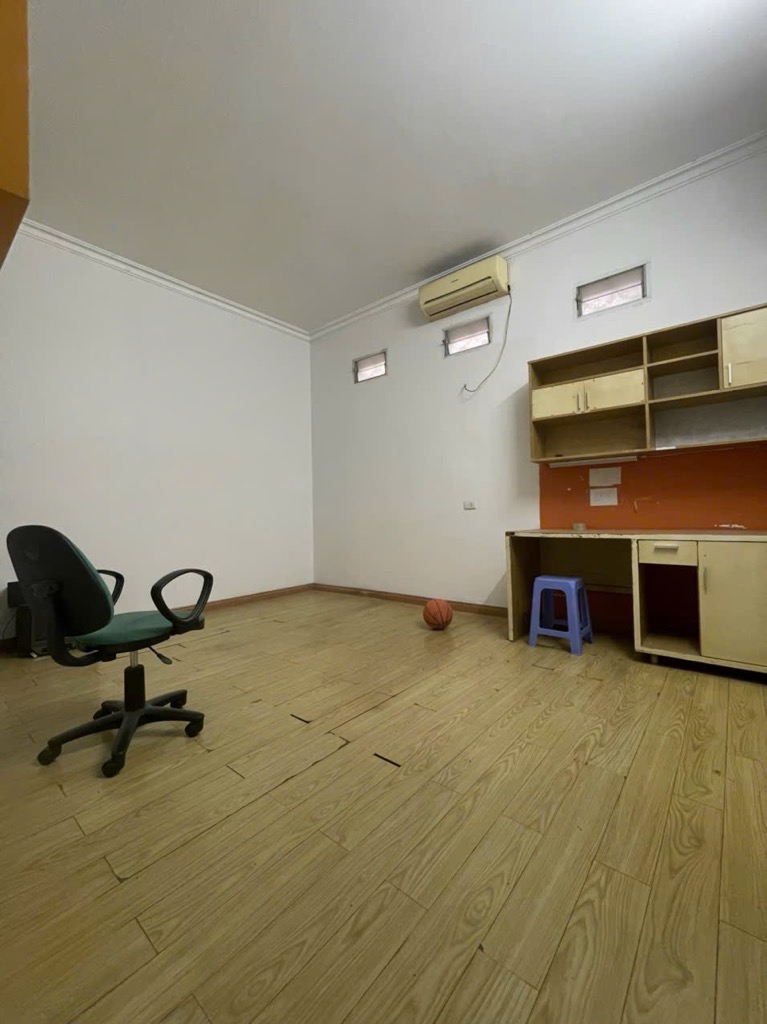 Bán nhà Lê Trọng Tấn - diện tích 57m2 5 tầng - Mặt ngõ to như phố - giá 12,99 tỷ