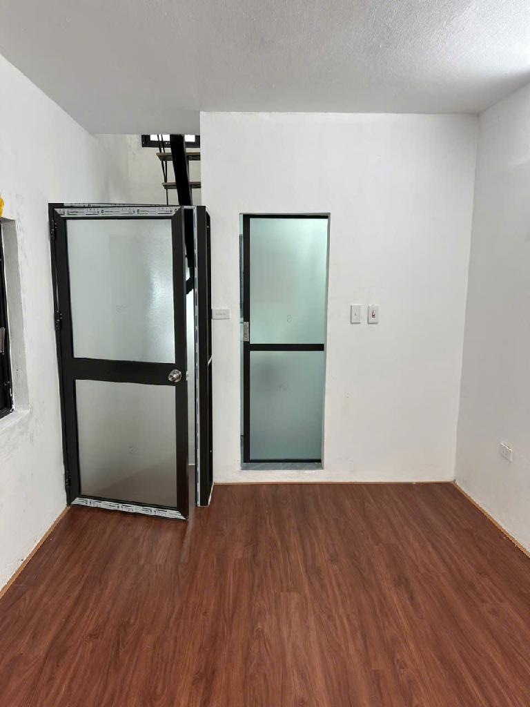 Bán nhà Bạch Đằng - diện tích 15m2 3 tầng - Mặt phố - giá 2,4 tỷ