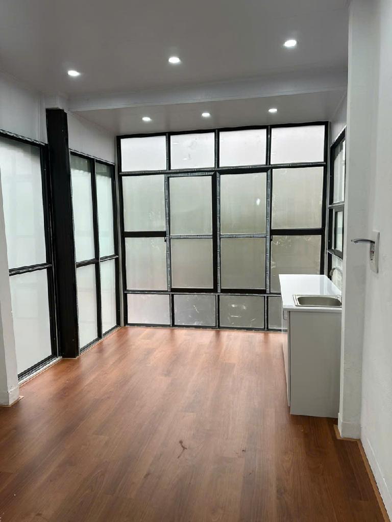 Bán nhà Bạch Đằng - diện tích 15m2 3 tầng - Mặt phố - giá 2,4 tỷ