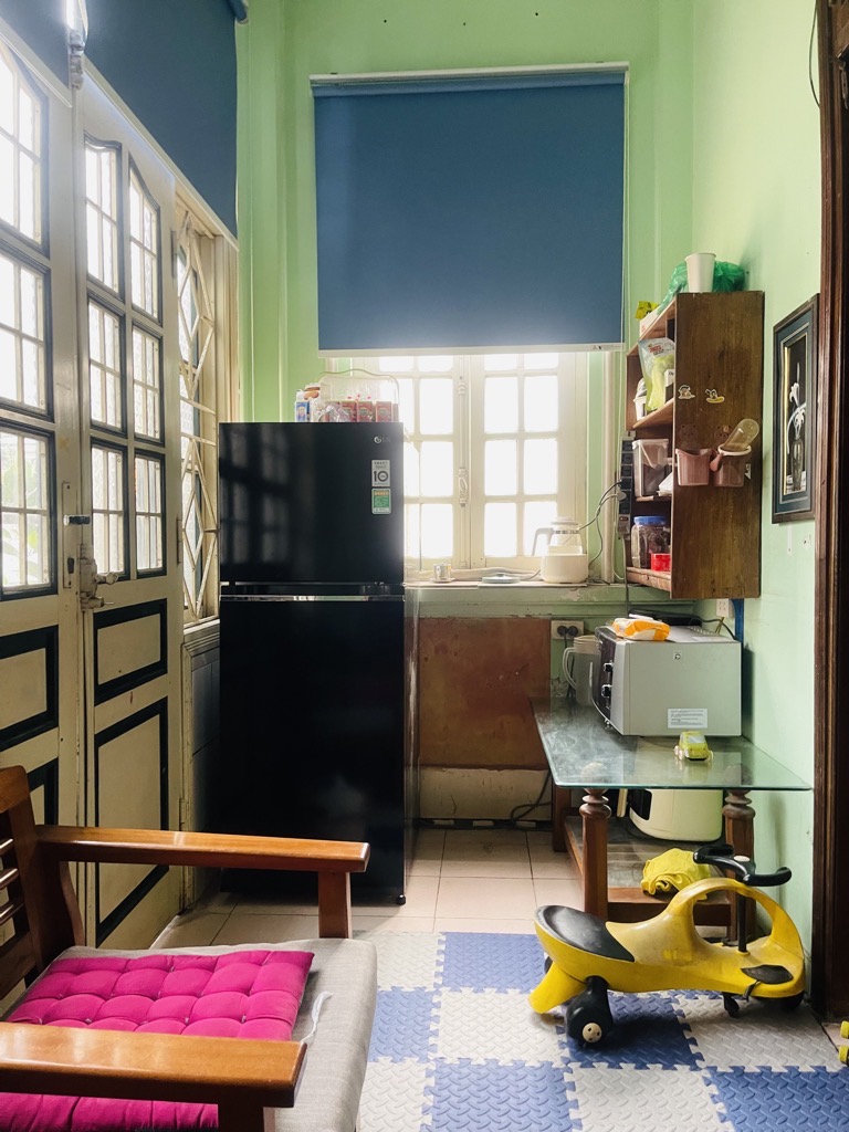 Bán nhà Dương Văn Bé - diện tích 110m2 3 tầng - Hai mặt ngõ thoáng, view hồ - giá 16 tỷ