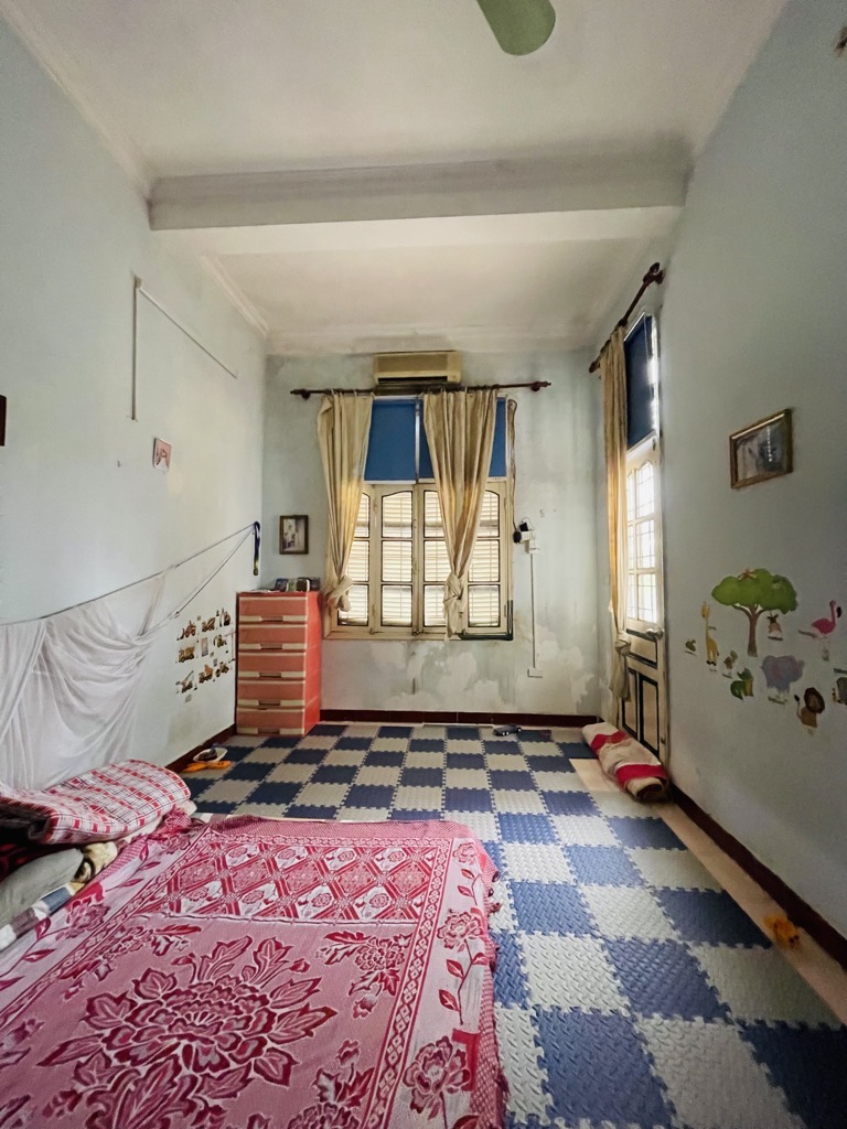 Bán nhà Dương Văn Bé - diện tích 110m2 3 tầng - Hai mặt ngõ thoáng, view hồ - giá 16 tỷ