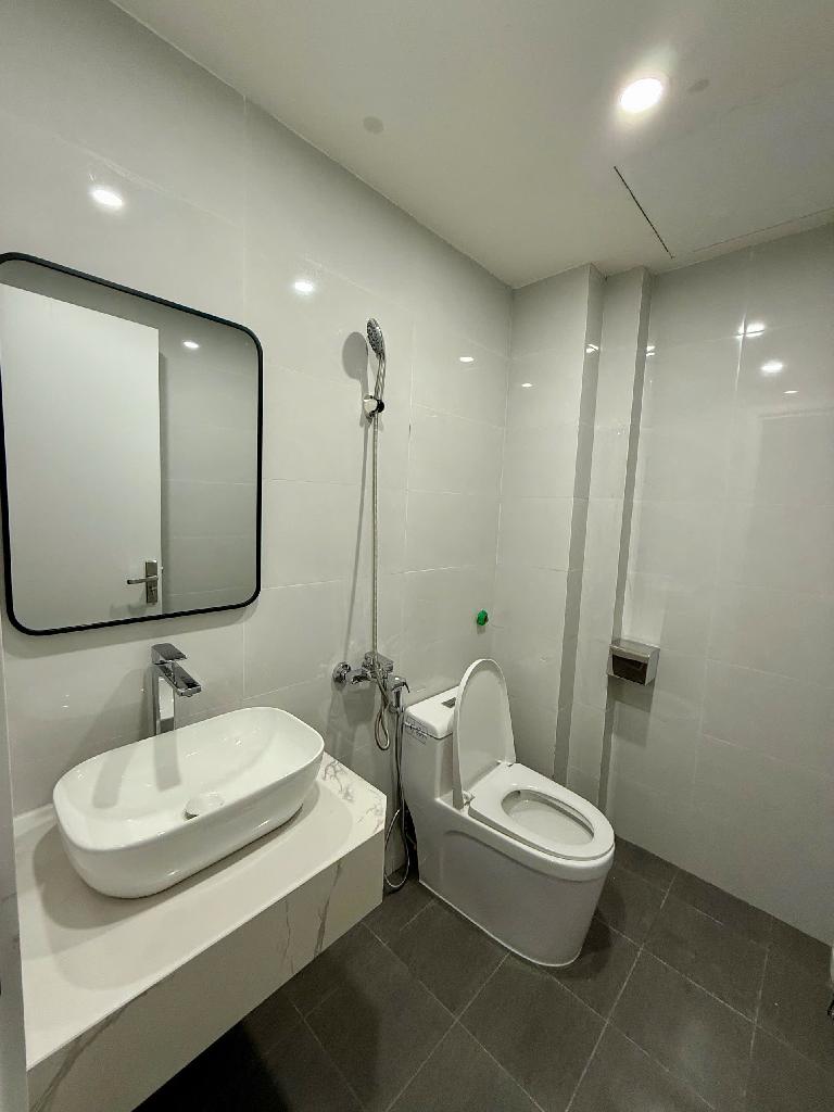 Bán nhà Yên Lãng - Hoàng Cầu - Thái Hà, 53m2 x 6 tầngm MT3.5, ĐN, 20 bước chân ra mặt phố