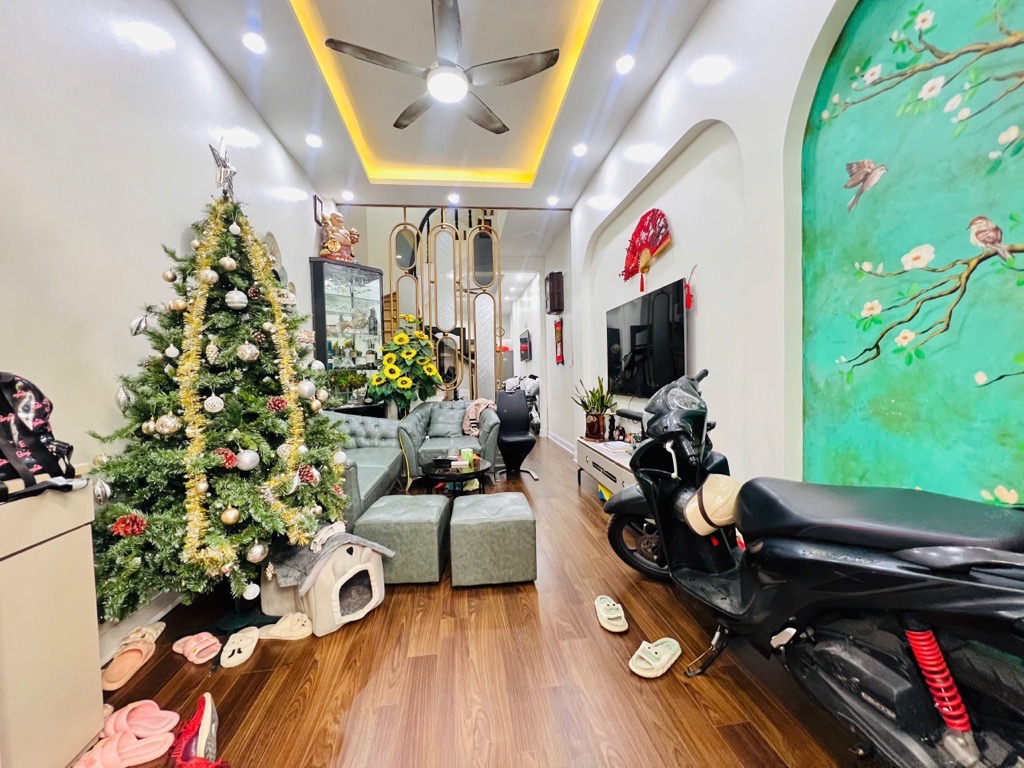 Bán nhà Tam Trinh - diện tích 60m2 5 tầng - Ô tô tránh - giá 21 tỷ