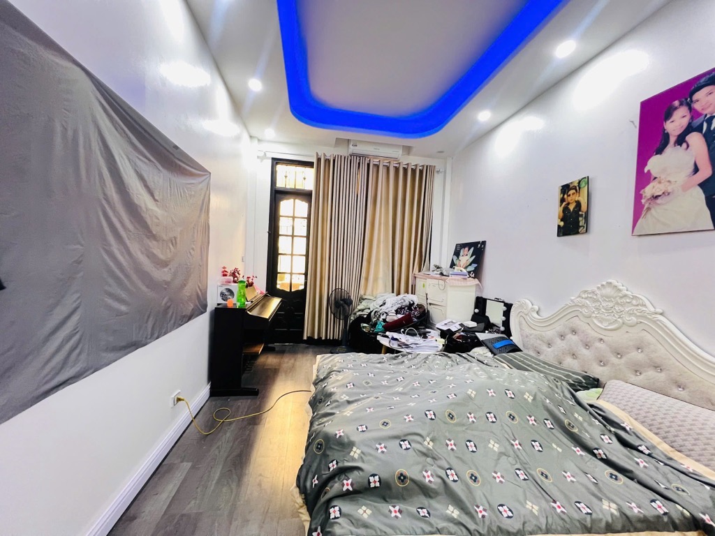 Bán nhà Tam Trinh - diện tích 60m2 5 tầng - Ô tô tránh - giá 21 tỷ