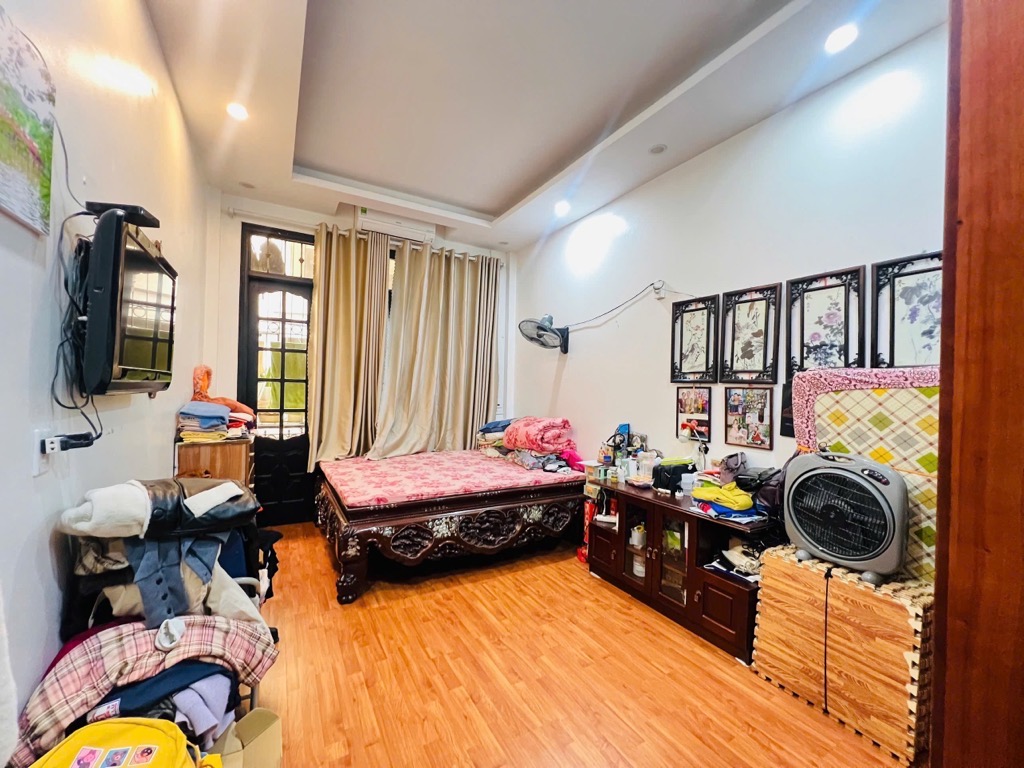 Bán nhà Tam Trinh - diện tích 60m2 5 tầng - Ô tô tránh - giá 21 tỷ