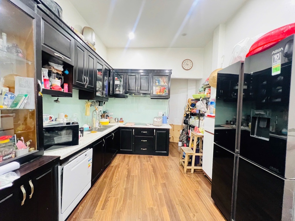 Bán nhà Tam Trinh - diện tích 60m2 5 tầng - Ô tô tránh - giá 21 tỷ