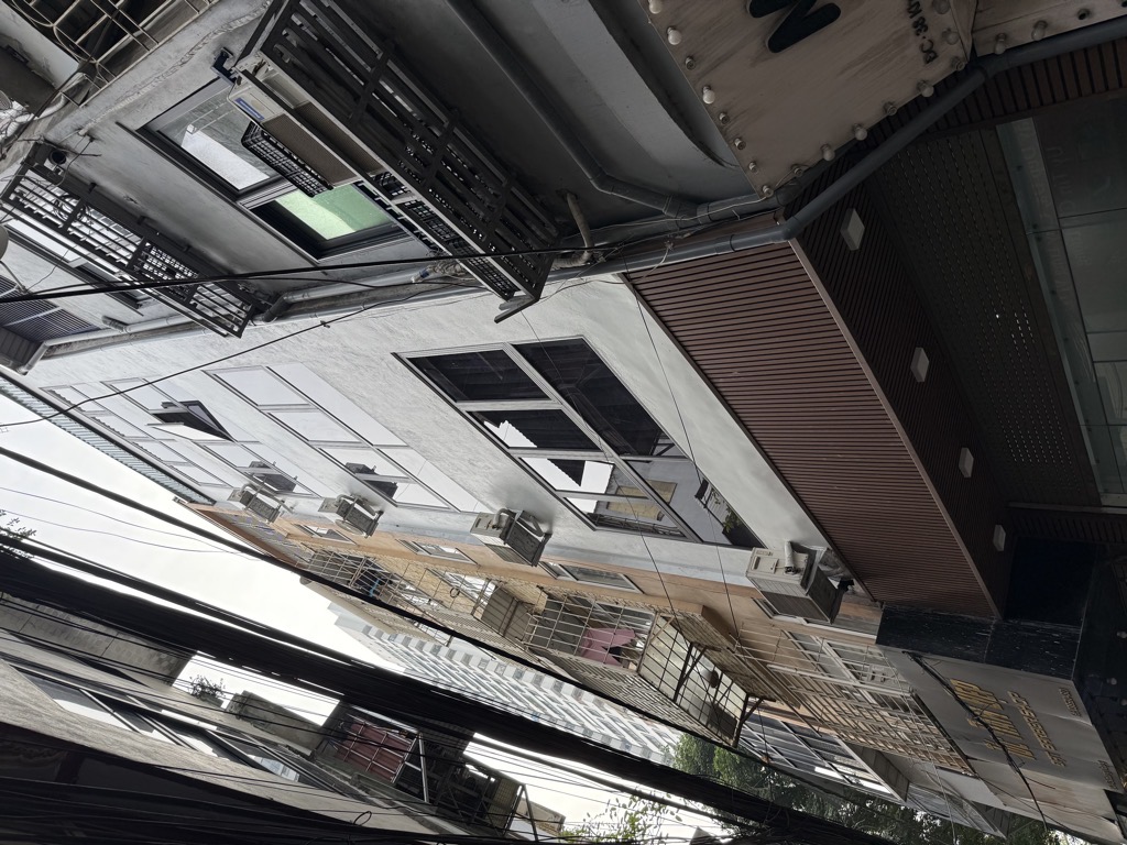 Bán nhà Khương Thượng - diện tích 30m2 6 tầng - Mặt phố kinh doanh - giá 11,8 tỷ