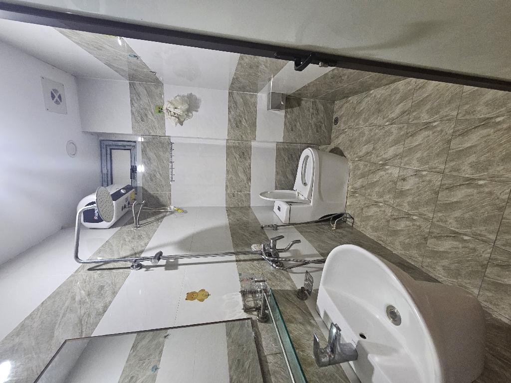 Bán nhà Trương Định - diện tích 72m2 6 tầng - Thang máy - giá 13,6 tỷ