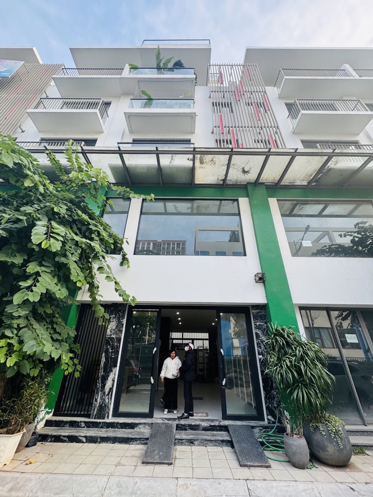 Bán biệt thự Khai Sơn Town, Q. Long Biên, Diện tích 90m2 x 7 tầng, Giá 27 tỷ