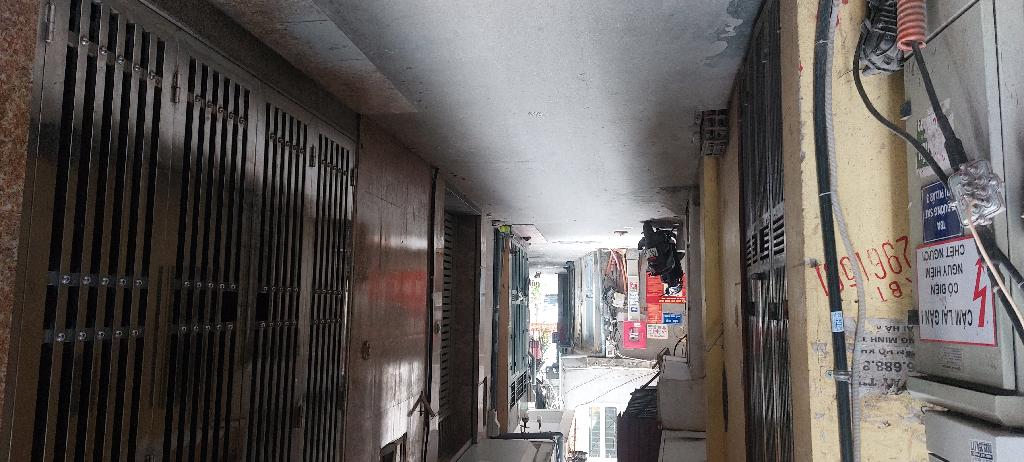 Bán nhà Định Công - diện tích 40m2 1 tầng - Ngõ 61 ô tô vào - giá 6,45 tỷ