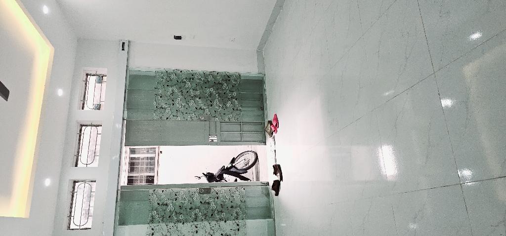 Bán nhà Bùi Xương Trạch - diện tích 36m2 3 tầng - Nhà đẹp về ở đón Tết - giá 3,1 tỷ