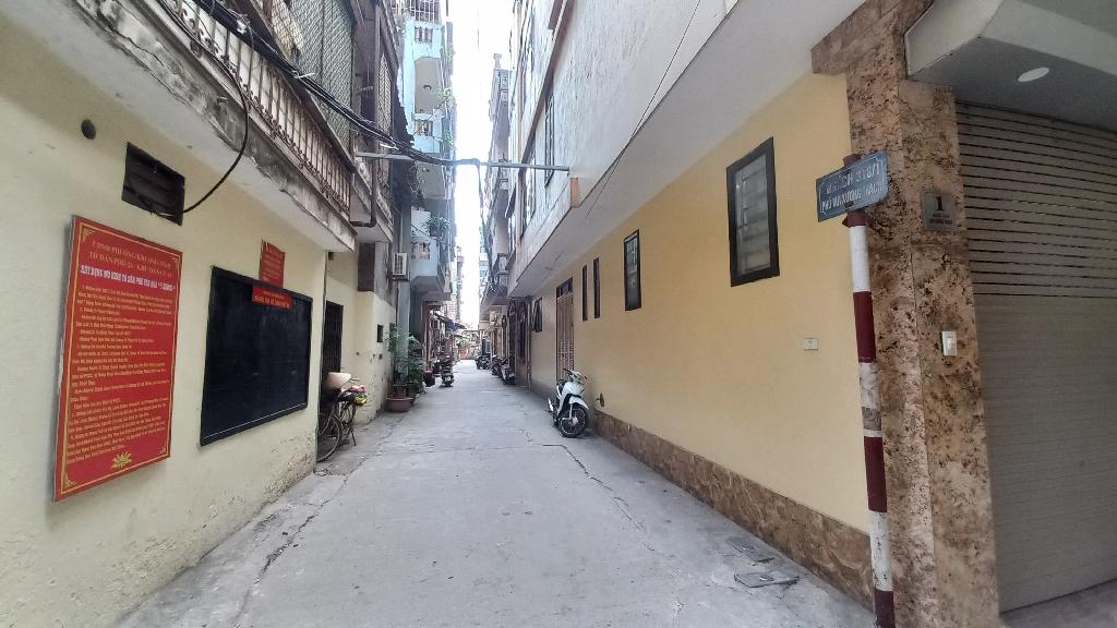 Bán nhà Bùi Xương Trạch - diện tích 62m2 1 tầng - Ô TÔ - giá 15 tỷ