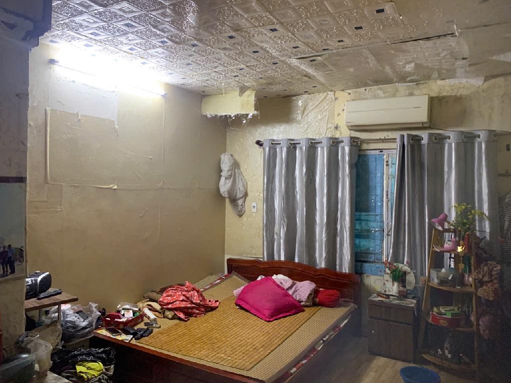 Bán nhà Trịnh Đình Cửu - diện tích 24m2 2 tầng - NGÕ THOÁNG - GẦN PHỐ - giá 2,5 tỷ