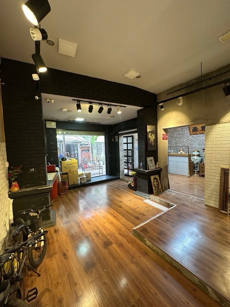 Bán nhà Lò Đúc - diện tích 89m2 2 tầng - MẶT NGÕ Ô TÔ KINH DOANH SẦM UẤT - giá 24,5 tỷ