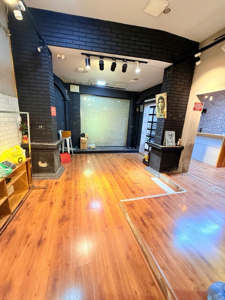 Bán nhà Lò Đúc - diện tích 89m2 2 tầng - MẶT NGÕ Ô TÔ KINH DOANH SẦM UẤT - giá 24,5 tỷ