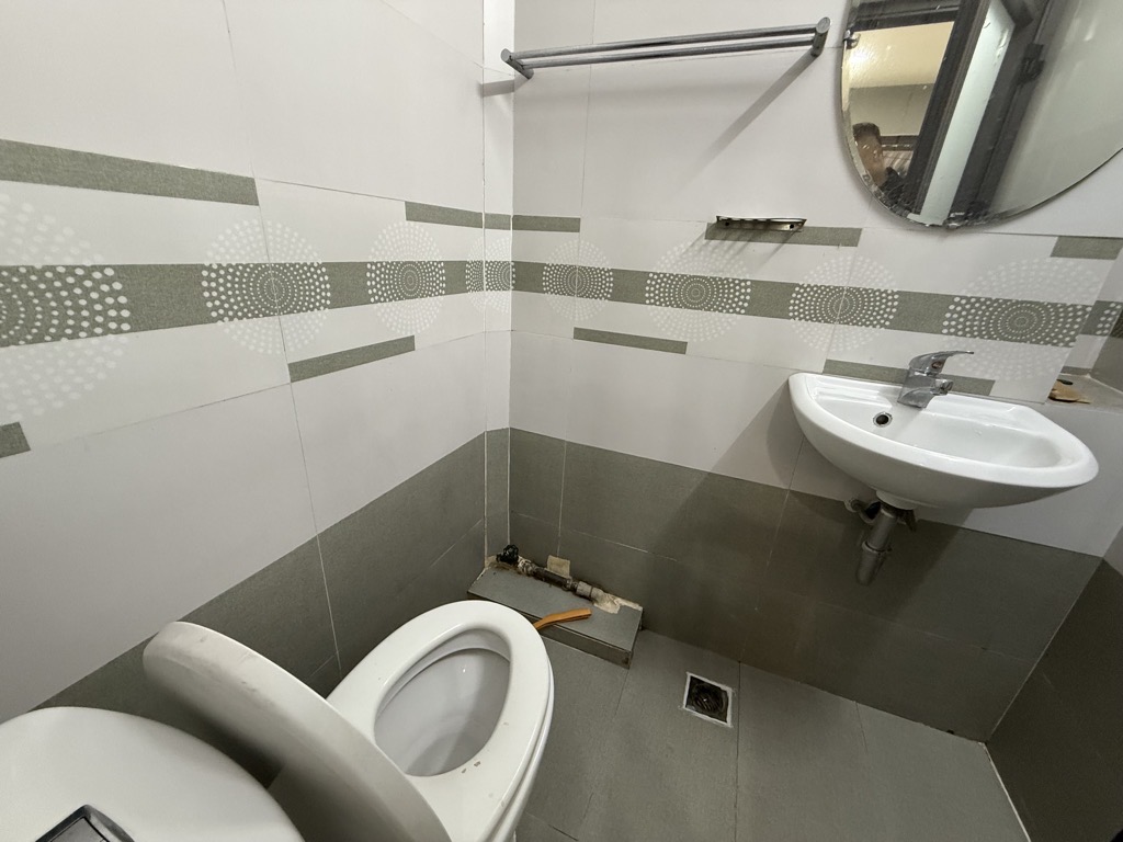 Bán nhà Phương Liệt - diện tích 68m2 2 tầng - Lô góc - giá 13 tỷ