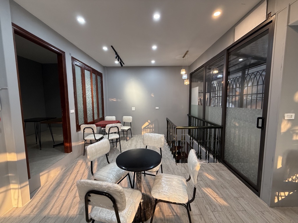 Bán nhà Phương Liệt - diện tích 68m2 2 tầng - Lô góc - giá 13 tỷ