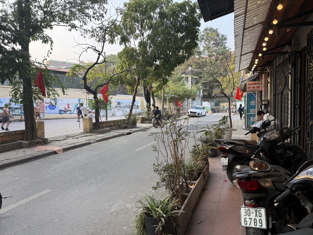 Bán nhà Phương Liệt - diện tích 68m2 2 tầng - Lô góc - giá 13 tỷ