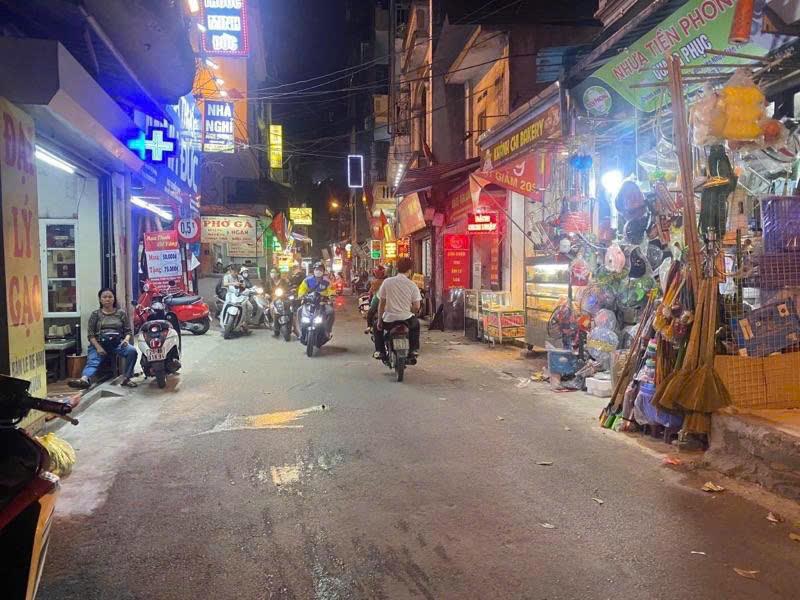 Bán nhà Khương Trung - diện tích 97m2 2 tầng - Mặt phố kinh doanh sầm uất - giá 18 tỷ