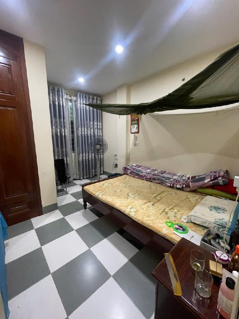 Bán nhà Vũ Thạnh - diện tích 42m2 3 tầng - Mặt ngõ ô tô, lô góc - giá 16,5 tỷ