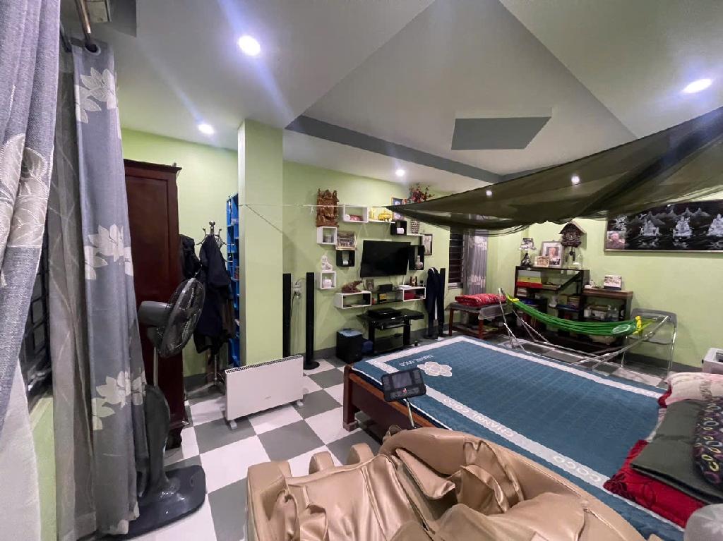 Bán nhà Vũ Thạnh - diện tích 42m2 3 tầng - Mặt ngõ ô tô, lô góc - giá 16,5 tỷ