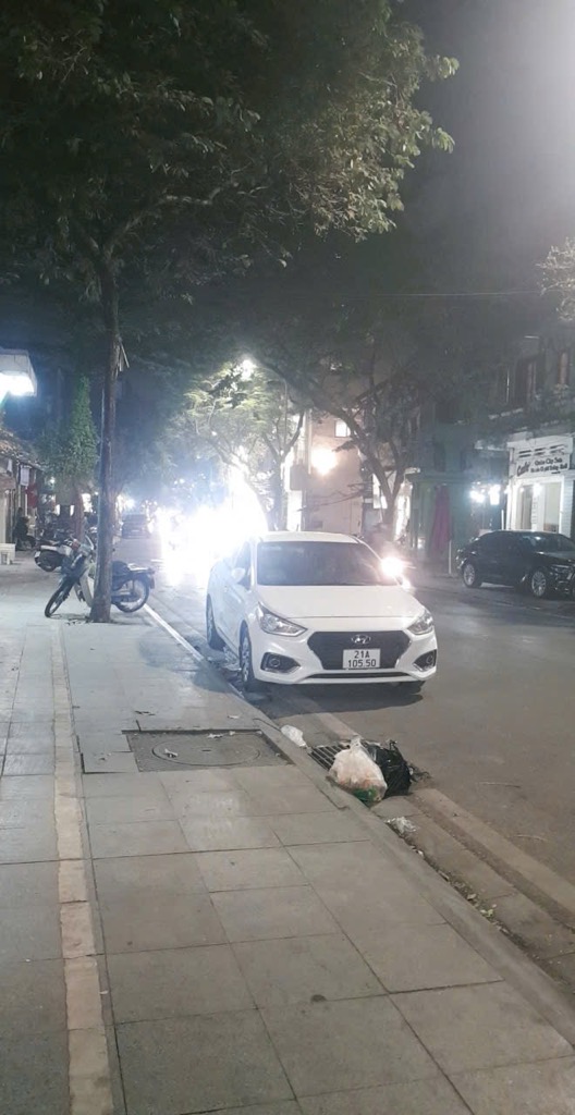 Bán nhà Nguyễn Khuyến - diện tích 21.6m2 3 tầng - Cực đẹp, ngay Văn Miếu - giá 5,5 tỷ