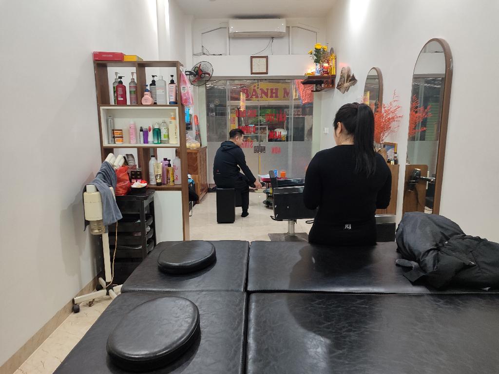 Bán nhà Đê Trần Khát Chân - diện tích 30m2 3 tầng - Mặt ngõ ô tô kinh doanh - giá 8,5 tỷ