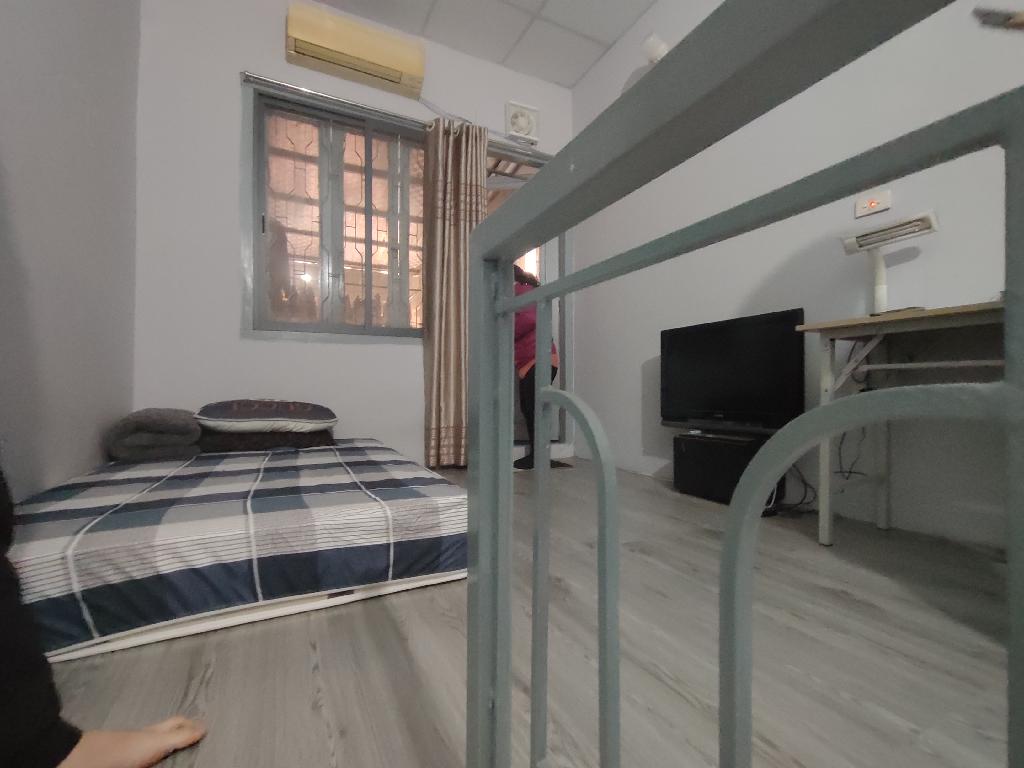 Bán nhà Đê Trần Khát Chân - diện tích 30m2 3 tầng - Mặt ngõ ô tô kinh doanh - giá 8,5 tỷ