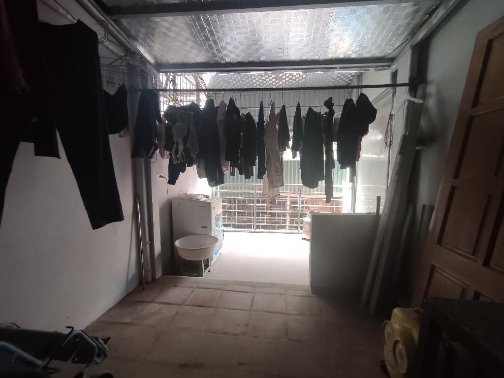 Bán nhà Đê Trần Khát Chân - diện tích 30m2 3 tầng - Mặt ngõ ô tô kinh doanh - giá 8,5 tỷ