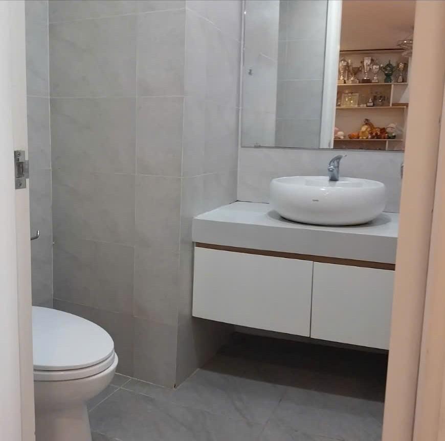 Bán nhà Huỳnh Thúc Kháng - diện tích 75m2 3 tầng - Tòa nhà chung cư cao cấp - giá 6,6 tỷ