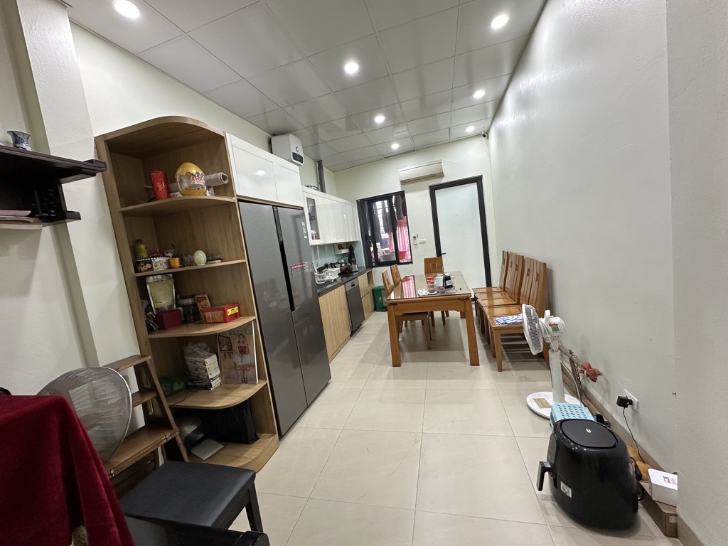 Bán nhà Minh Khai - diện tích 51m2 4 tầng - Mặt ngõ ô tô tải tránh nhau - giá 16,2 tỷ