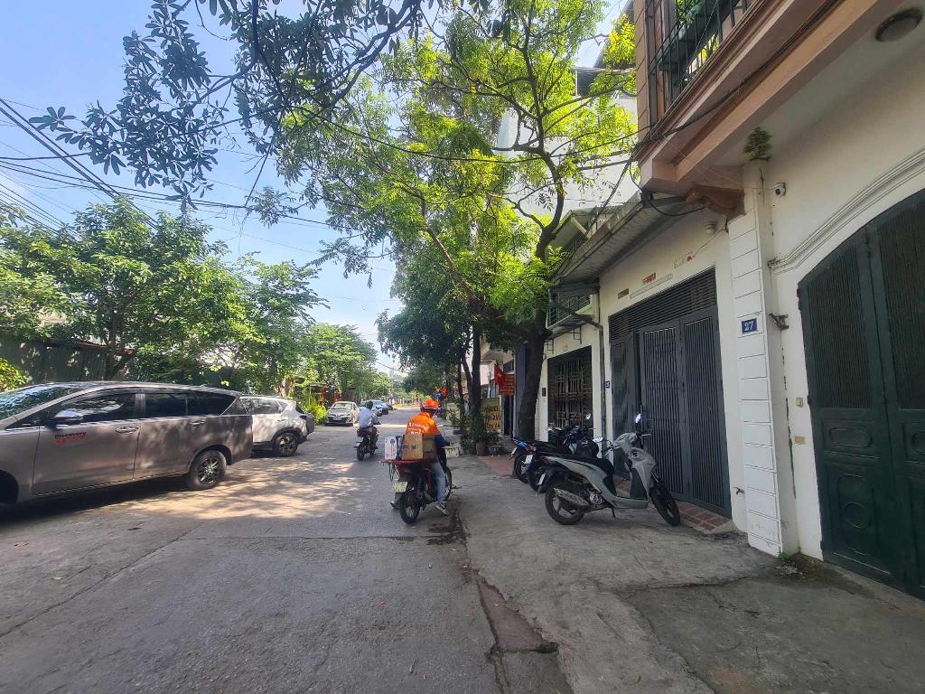 Bán nhà Kim Giang - diện tích 57m2 4 tầng - 2 mặt thoáng - giá 18,9 tỷ