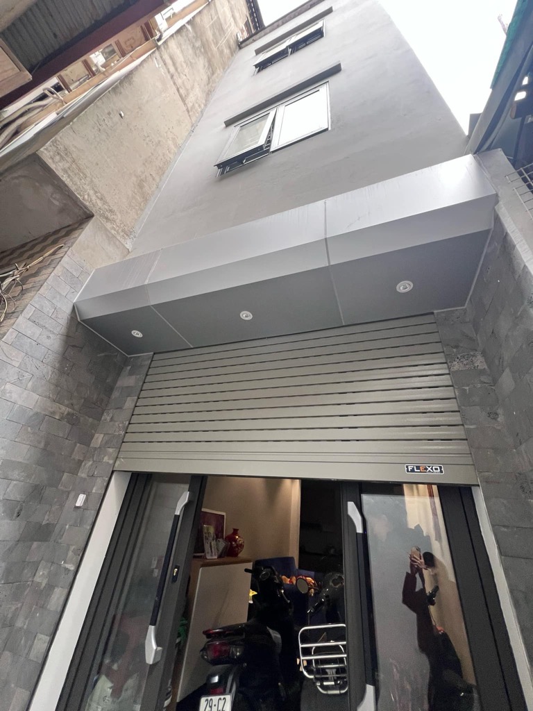 Bán nhà Chợ Khâm Thiên - diện tích 45,2m2 3 tầng - Nhà mới đập hộp - giá 7,6 tỷ