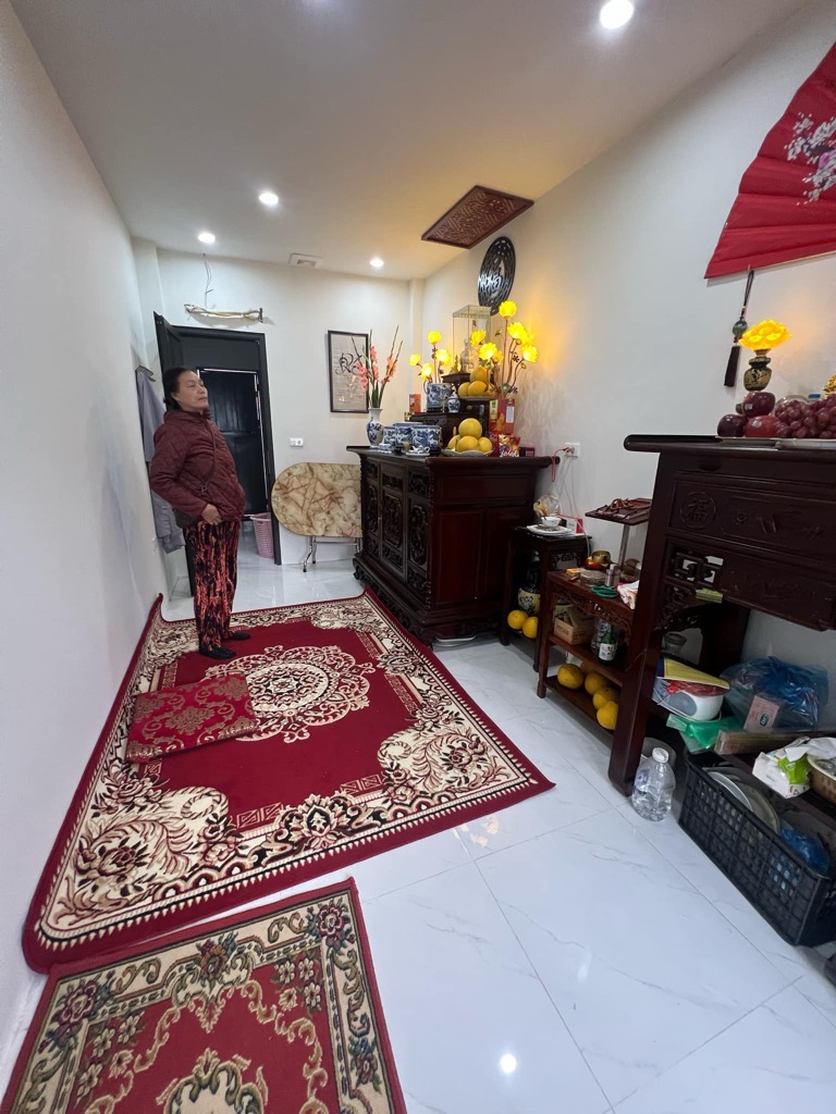 Bán nhà Chợ Khâm Thiên - diện tích 45,2m2 3 tầng - Nhà mới đập hộp - giá 7,6 tỷ