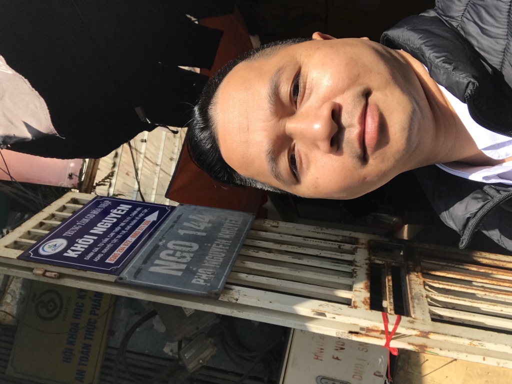 Bán nhà Nguyễn Khuyến - diện tích 28m2 1 tầng - Nhà lô góc, cấp 4 có gác xép - giá 2,8 tỷ