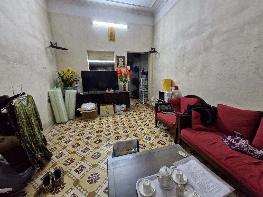 Bán nhà Lương Yên - diện tích 54m2 3 tầng - Sát trường học, kinh doanh tốt - giá 13,3 tỷ