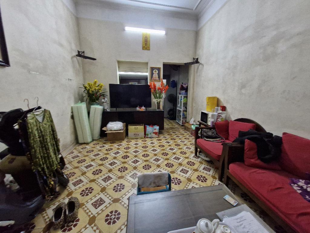 Bán nhà Lương Yên - diện tích 54m2 3 tầng - Sát trường học, kinh doanh tốt - giá 13,3 tỷ