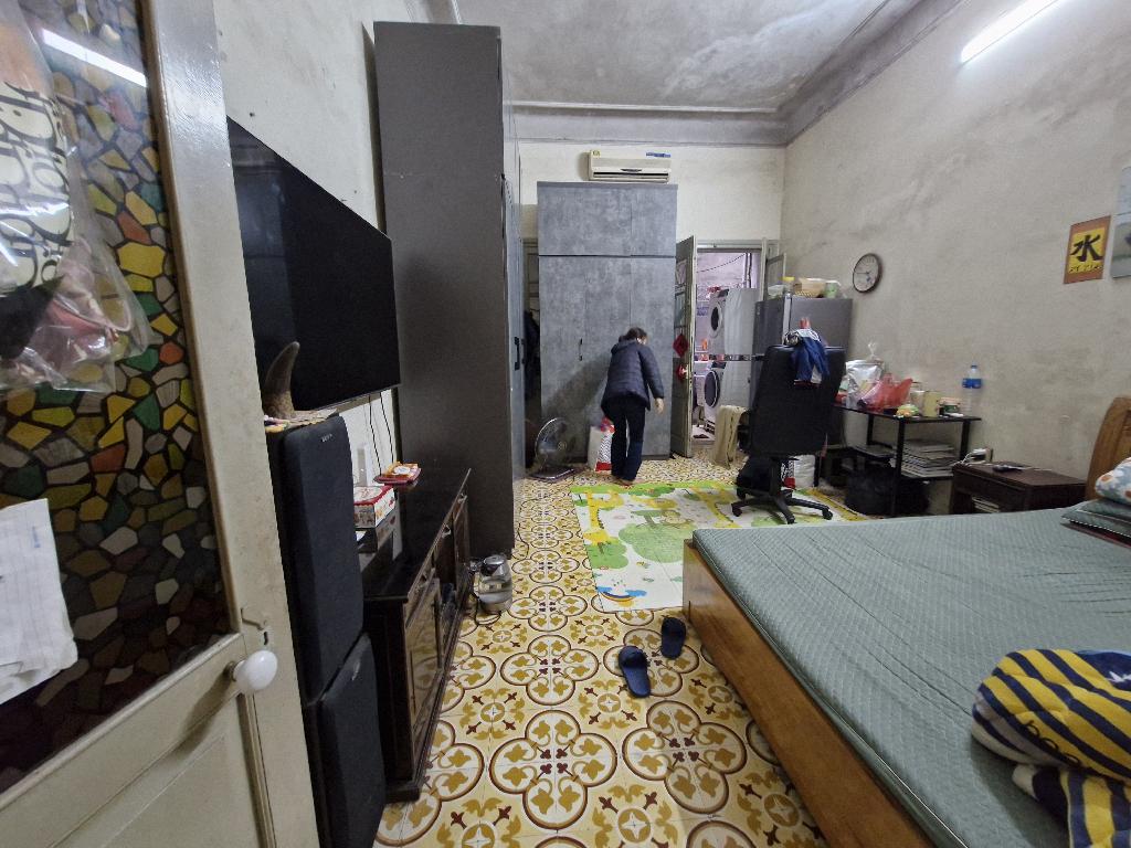 Bán nhà Lương Yên - diện tích 54m2 3 tầng - Sát trường học, kinh doanh tốt - giá 13,3 tỷ