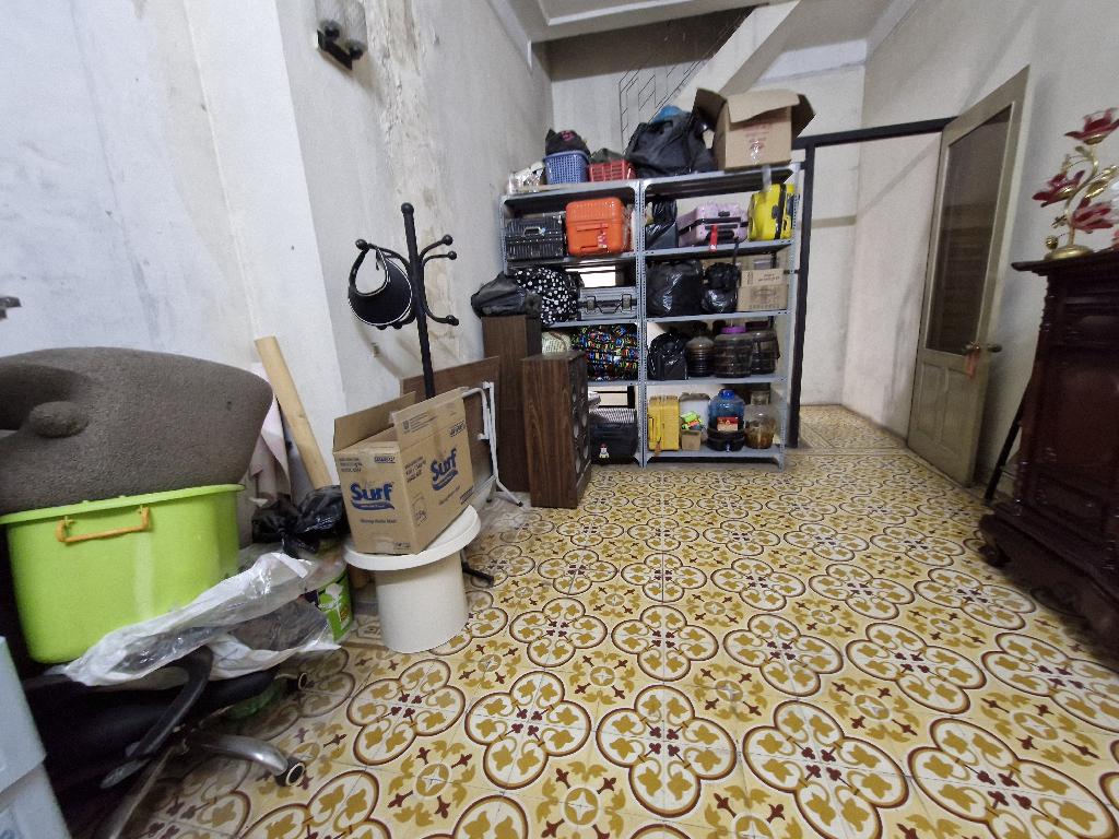 Bán nhà Lương Yên - diện tích 54m2 3 tầng - Sát trường học, kinh doanh tốt - giá 13,3 tỷ