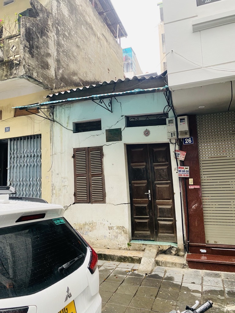 Bán nhà Yên Bái 1 - diện tích 38.9m2 1 tầng - Mặt phố trung tâm - giá 20 tỷ