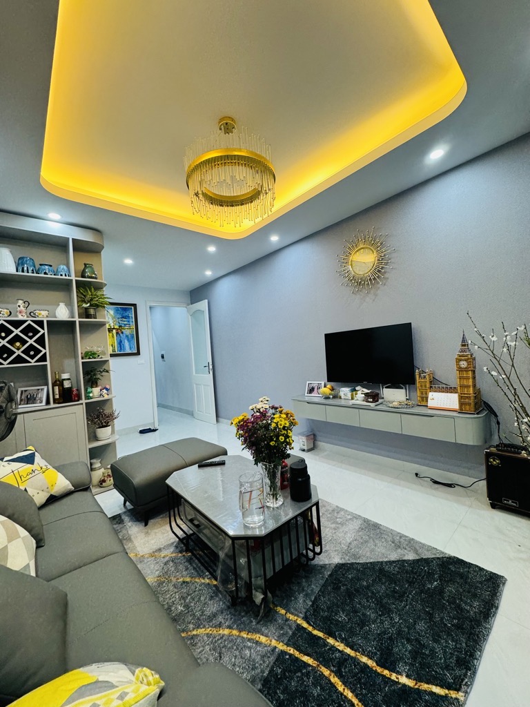 Bán nhà Phạm Ngọc Thạch - diện tích 40m2 5 tầng - ô tô đỗ cửa - giá 15 tỷ