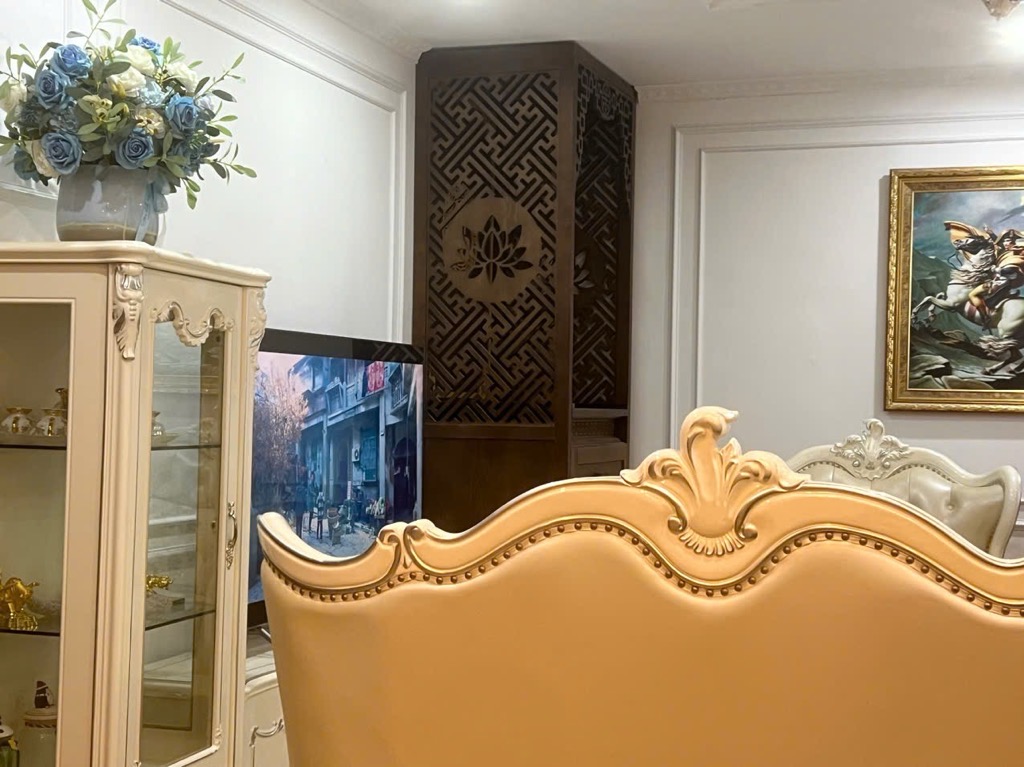 Bán nhà Cự Lộc - diện tích 130m2 2 tầng - Nhà đẹp lô góc full nội thất - giá 7,0 tỷ