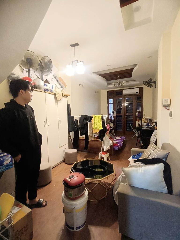 Bán nhà Tương Mai - diện tích 43.2m2 5 tầng - Ô TÔ ĐỖ CỬA - giá 18,6 tỷ