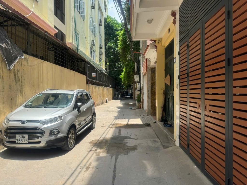 Bán nhà Tương Mai - diện tích 43.2m2 5 tầng - Ô TÔ ĐỖ CỬA - giá 18,6 tỷ