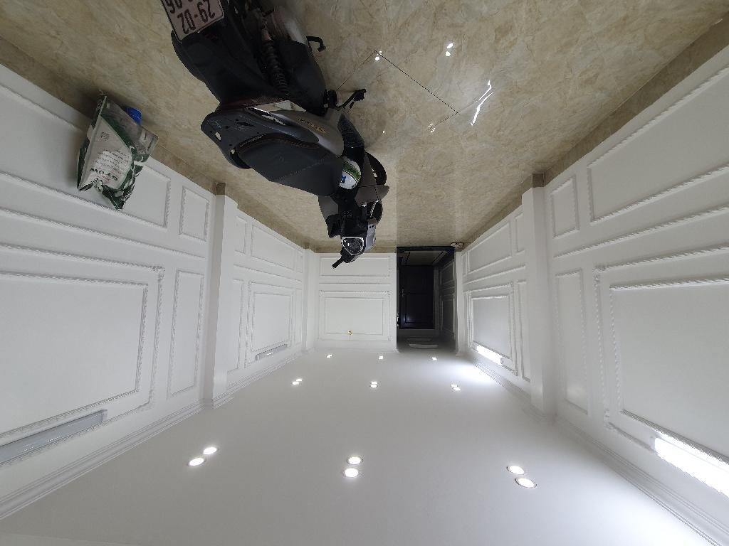 Bán nhà Giáp Bát - 47m2 - 7 tầng - ô tô đỗ cửa - giá 21,9 tỷ