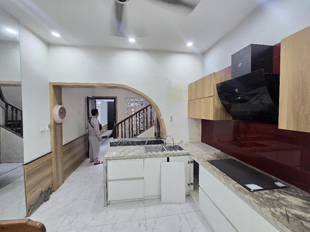 Bán nhà Định Công - diện tích 60m2 3 tầng - gần ô tô - giá 7,5 tỷ