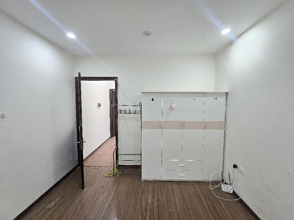 Bán nhà Định Công - diện tích 60m2 3 tầng - gần ô tô - giá 7,5 tỷ