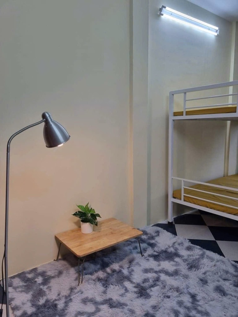 Bán nhà Mai Động - diện tích 42m2 5 tầng - Ô TÔ - KINH DOANH - giá 8,5 tỷ