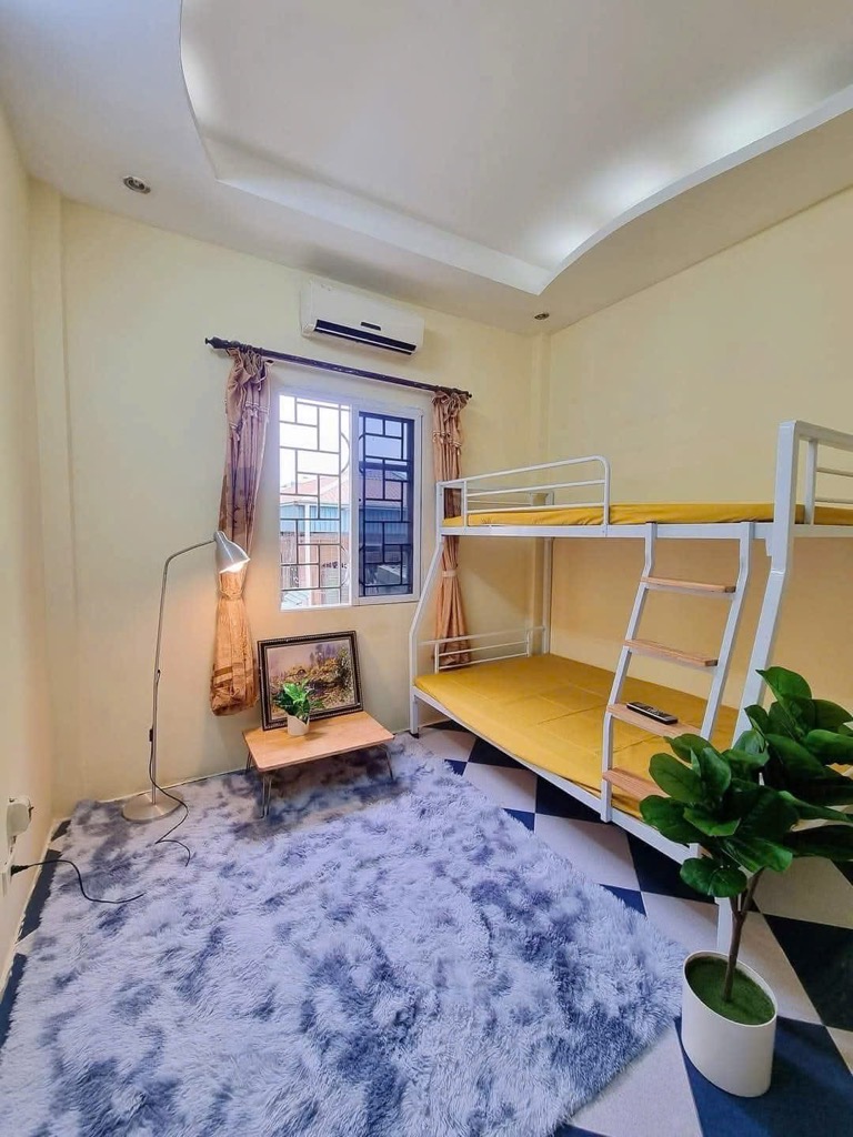 Bán nhà Mai Động - diện tích 42m2 5 tầng - Ô TÔ - KINH DOANH - giá 8,5 tỷ